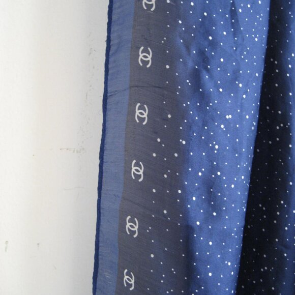 Vintage Chanel Wide Silk Shawl Scarf, Blue White, Silk - Picture 5 of 10